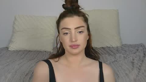 Elora online show from December 2025 08:34:01 AM