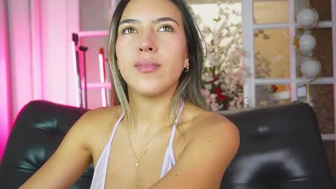 Zoe online show from April 2026 06:09:01 PM