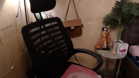 miss angelic15 online show from February 2025 06:27:02 AM