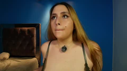 Anny online show from April 2026 01:03:01 AM