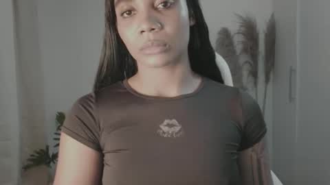 miss_benz online show from November 2025 03:39:02 AM