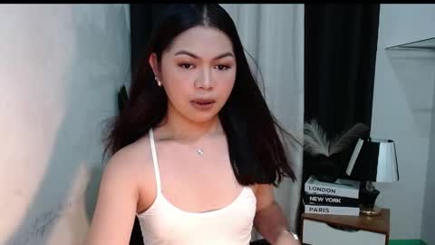 Briella online show from April 2026 04:36:02 PM