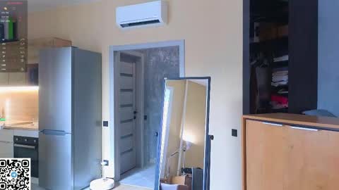 Sandy online show from April 2026 02:51:02 AM