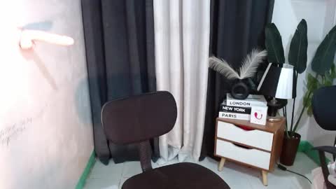 miss_catherinex online show from June 2026 11:04:02 AM