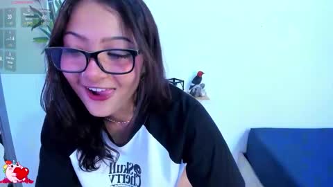 miss_danikaa online show from November 2025 02:33:02 AM