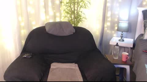 Miss EVA  Email misseva123xxx online show from March 2026 03:56:01 AM