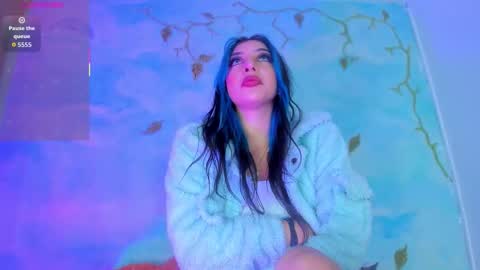 miss_evans_ online show from October 2025 09:08:02 AM