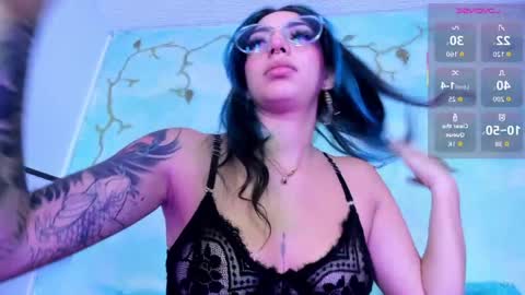 miss_evans_ online show from May 2026 01:12:01 AM