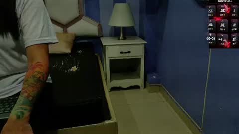 Snapshot of miss_evans_ chatting on June 2026 02:47:02 AM miss_evans_ online show from June 2026 02:47:02 AM