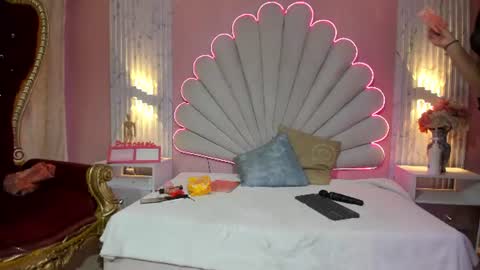 Snapshot of miss_evans_ chatting on July 2026 07:51:02 PM miss_evans_ online show from July 2026 07:51:02 PM