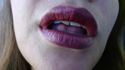 Miss Evoleth online show from April 2026 01:55:02 PM