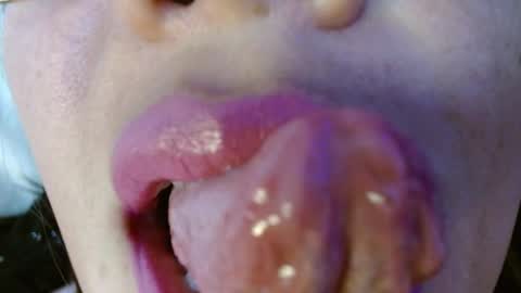 Snapshot of miss_evoleth2 chatting on April 2026 03:53:02 AM Miss Evoleth online show from April 2026 03:53:02 AM