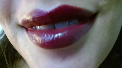 Snapshot of miss_evoleth2 chatting on June 2026 05:15:01 AM Miss Evoleth online show from June 2026 05:15:01 AM