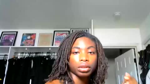 Miss Ivory online show from April 2026 08:22:01 PM