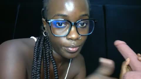Snapshot of miss_jamilla255 chatting on July 2026 06:21:02 AM SensuElle WHAT I DONT SHOW HERE... YOULL ONLY SEE IN PRIVATE online show from July 2026 06:21:02 AM