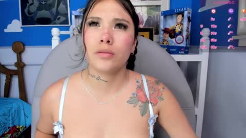 Snapshot of miss_keisi chatting on February 2025 12:27:01 AM Keisi online show from February 2025 12:27:01 AM