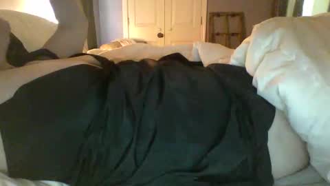 miss_kellyjo online show from October 2025 08:11:02 PM