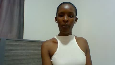 Snapshot of miss_kiki7 chatting on October 2025 08:15:02 AM kiki online show from October 2025 08:15:02 AM