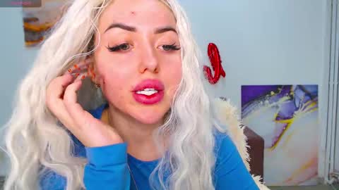 Snapshot of miss_kiten chatting on March 2025 06:41:02 PM miss_kiten online show from March 2025 06:41:02 PM