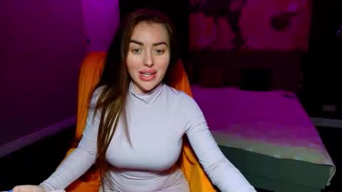 miss_kiten online show from April 2026 02:09:01 AM