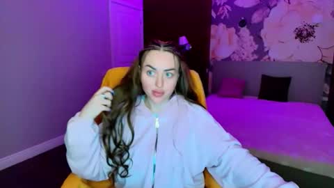 miss_kiten online show from April 2026 01:50:01 AM