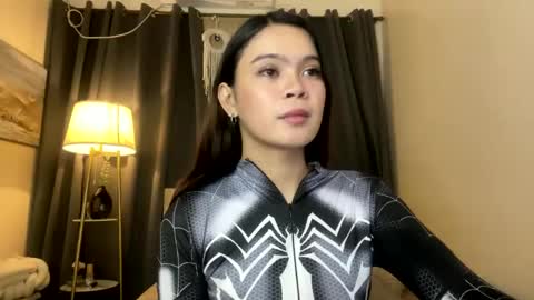 Snapshot of miss_kyrstyn chatting on April 2026 11:32:01 AM miss_kyrstyn online show from April 2026 11:32:01 AM