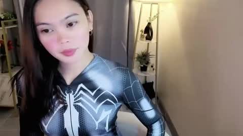 Snapshot of miss_kyrstyn chatting on April 2026 04:33:01 PM miss_kyrstyn online show from April 2026 04:33:01 PM