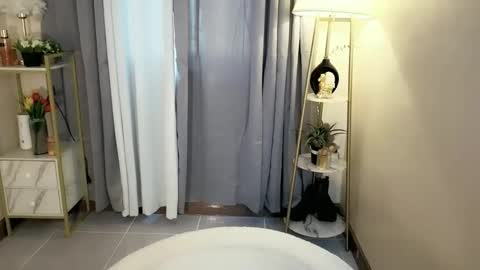 Snapshot of miss_kyrstyn chatting on May 2026 01:54:01 AM miss_kyrstyn online show from May 2026 01:54:01 AM