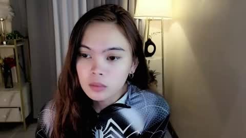 Snapshot of miss_kyrstyn chatting on May 2026 04:12:02 PM miss_kyrstyn online show from May 2026 04:12:02 PM