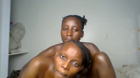 miss_lolah7 online show from June 2026 10:59:01 PM