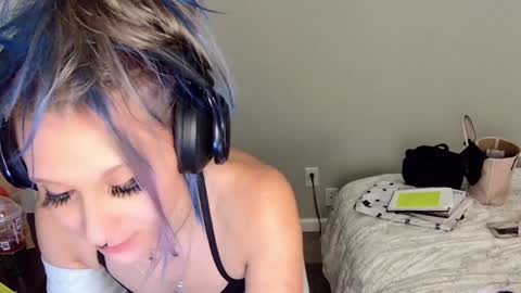 jessika mage online show from December 2024 11:11:02 AM