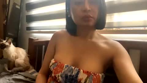 Snapshot of miss_sahara0 chatting on April 2026 04:33:02 AM miss_sahara0 online show from April 2026 04:33:02 AM