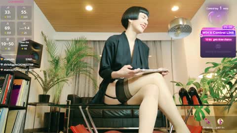 Snapshot of miss_satori_rose chatting on January 2025 12:33:01 AM Satori Rose online show from January 2025 12:33:01 AM