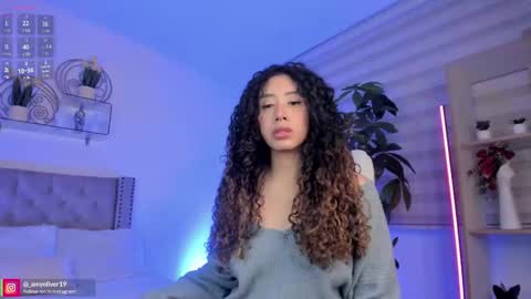 Amy Olivera online show from March 2025 12:33:02 PM