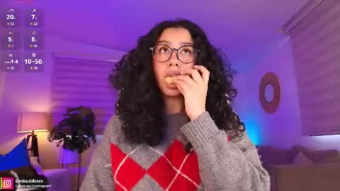 Amy Olivera online show from July 2026 12:58:01 PM