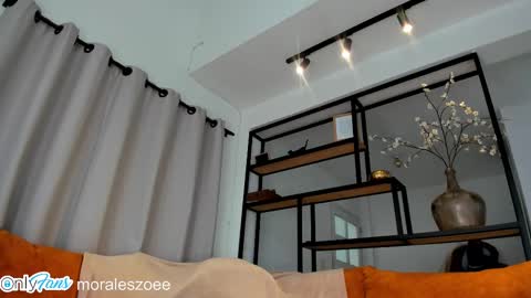 Snapshot of miss_smithx chatting on October 2025 04:04:01 PM Zoee online show from October 2025 04:04:01 PM