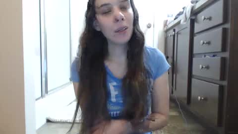 Bella online show from December 2024 02:18:01 AM