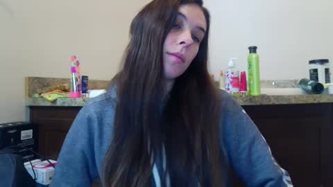 Bella online show from September 2025 01:21:01 PM