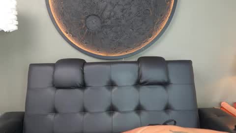 Vaiolette online show from January 2026 11:04:01 AM