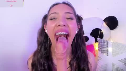 Miss Veronica online show from March 2025 03:48:02 PM