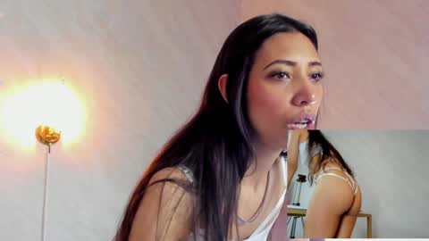 Snapshot of miss_veronicaa chatting on December 2024 11:44:01 AM Veronica summer 7AM to 1500 PM hour GMT-5 online show from December 2024 11:44:01 AM