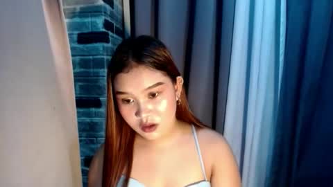 Snapshot of miss_yannax chatting on May 2026 07:15:02 AM yanna online show from May 2026 07:15:02 AM