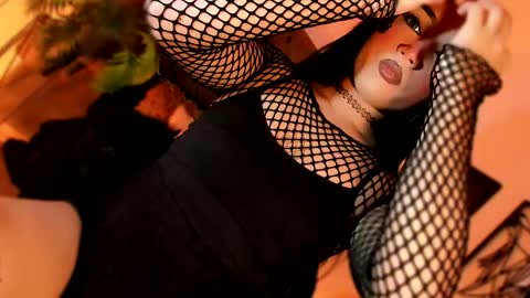 Snapshot of miss_zz chatting on April 2026 12:36:02 PM miss_zz online show from April 2026 12:36:02 PM