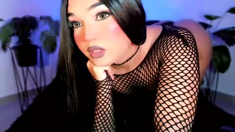 Snapshot of miss_zz chatting on May 2026 07:19:02 PM miss_zz online show from May 2026 07:19:02 PM