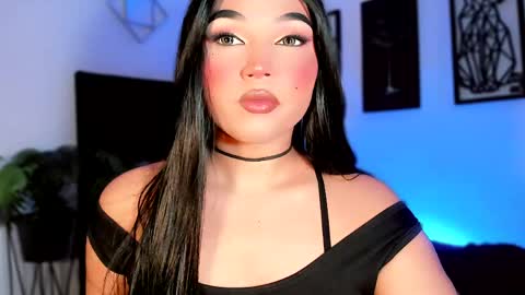 Snapshot of miss_zz chatting on June 2026 04:44:01 PM miss_zz online show from June 2026 04:44:01 PM