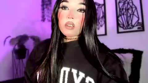 Snapshot of miss_zz chatting on July 2026 04:27:02 AM miss_zz online show from July 2026 04:27:02 AM