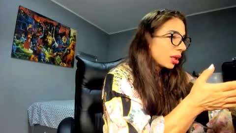 Alesyamuscledoll online show from November 2025 07:34:02 PM