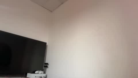 Ameliahs online show from October 2025 01:31:02 PM