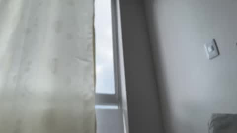 Ameliahs online show from November 2025 12:04:02 PM