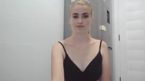 Anne online show from October 2025 06:17:02 PM